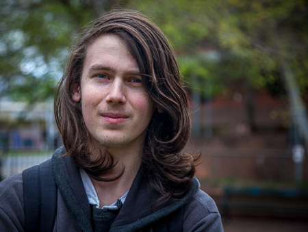 1/1000 sec at f / 4.0